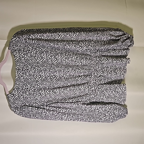 Vince Camuto NWT Cinch-Waist Top Sz M - Picture 5 of 5